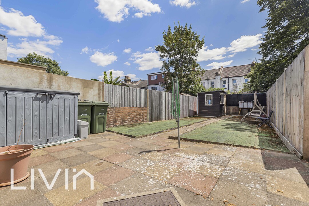 3 bed terraced house for sale in Greenside Road, Croydon  - Property Image 3