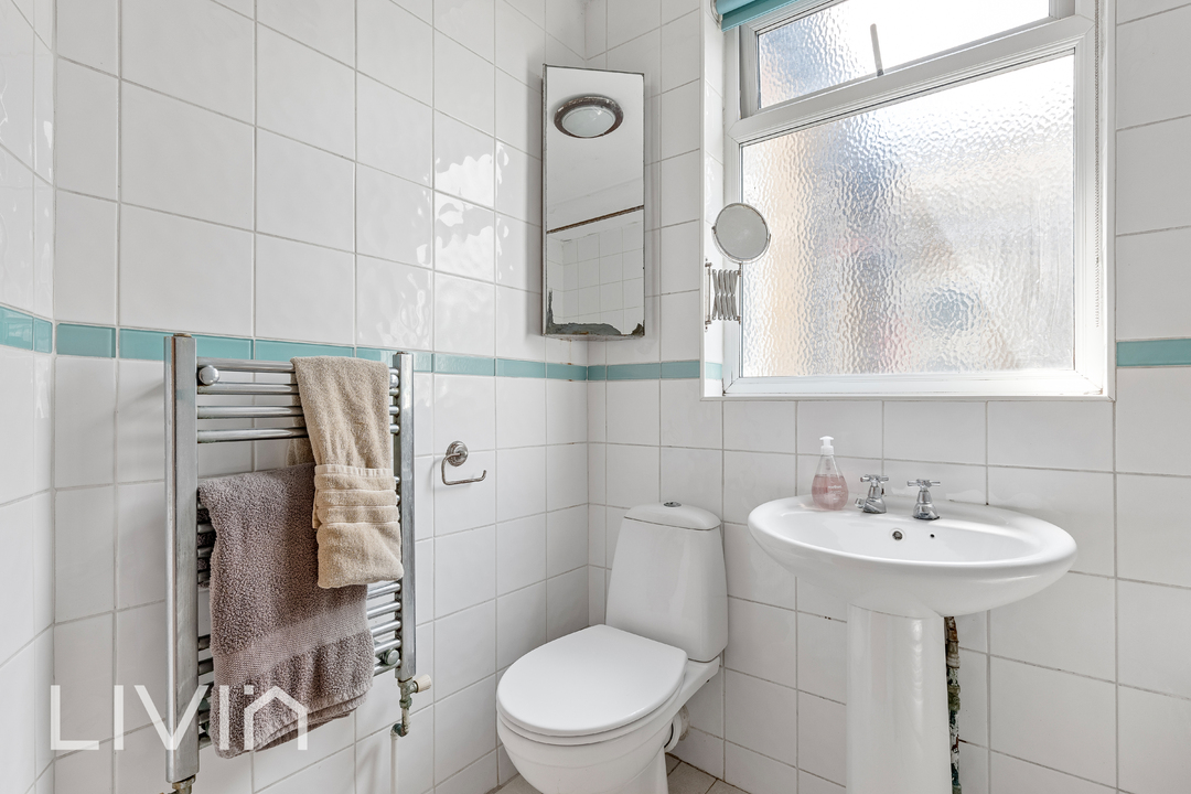 1 bed apartment for sale in Davidson Road, Croydon 15