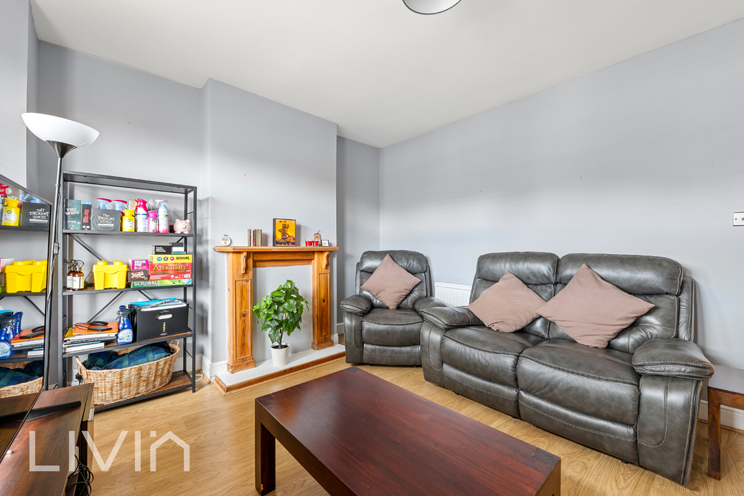 1 bed apartment for sale in Davidson Road, Croydon 3