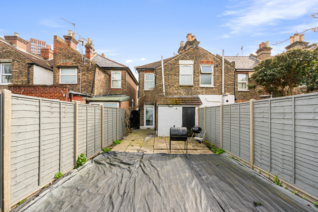 2 bed end of terrace house for sale in Howley Road, Croydon  - Property Image 10