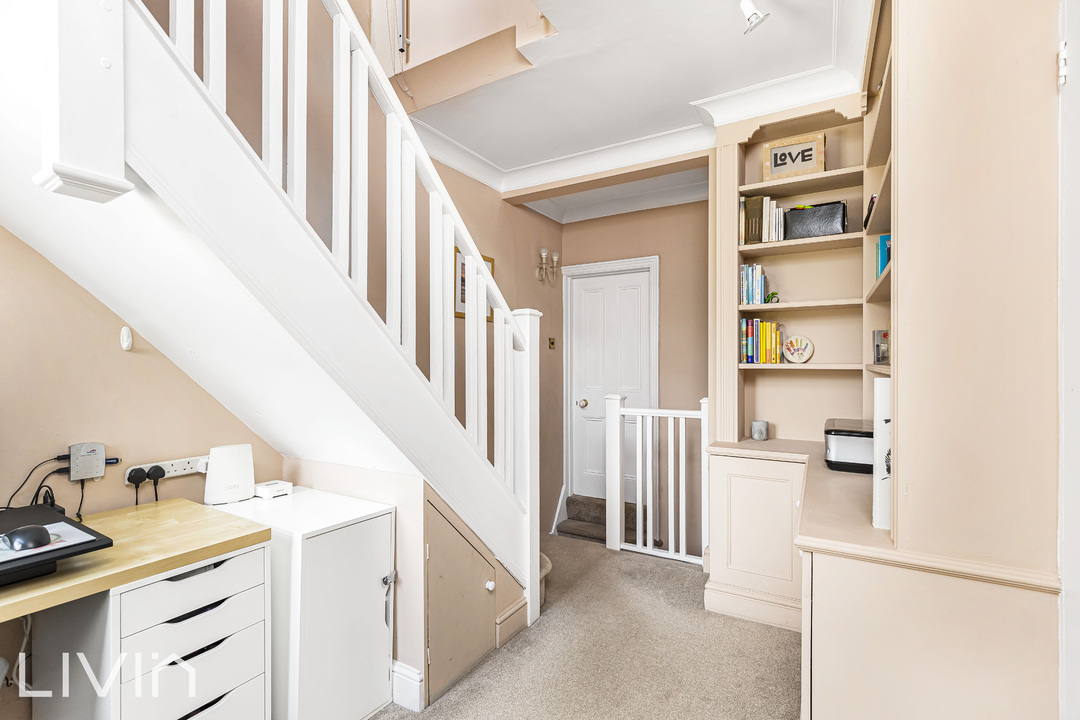 3 bed terraced house for sale in Benson Road, Croydon  - Property Image 13