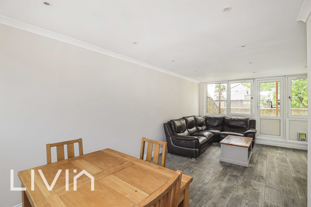 3 bed maisonette for sale in Paulet Road, London  - Property Image 6