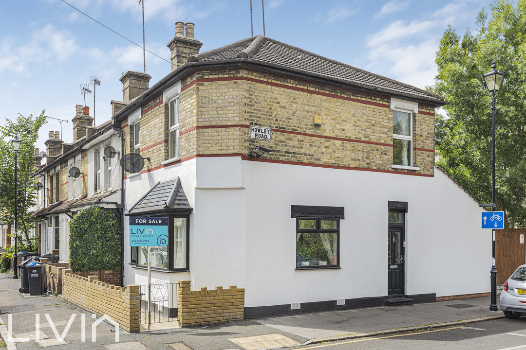 4 bed end of terrace house for sale in Church Road, Croydon - Property Image 1