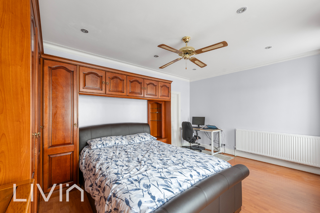 3 bed semi-detached house for sale in Elmwood Road, Croydon  - Property Image 17