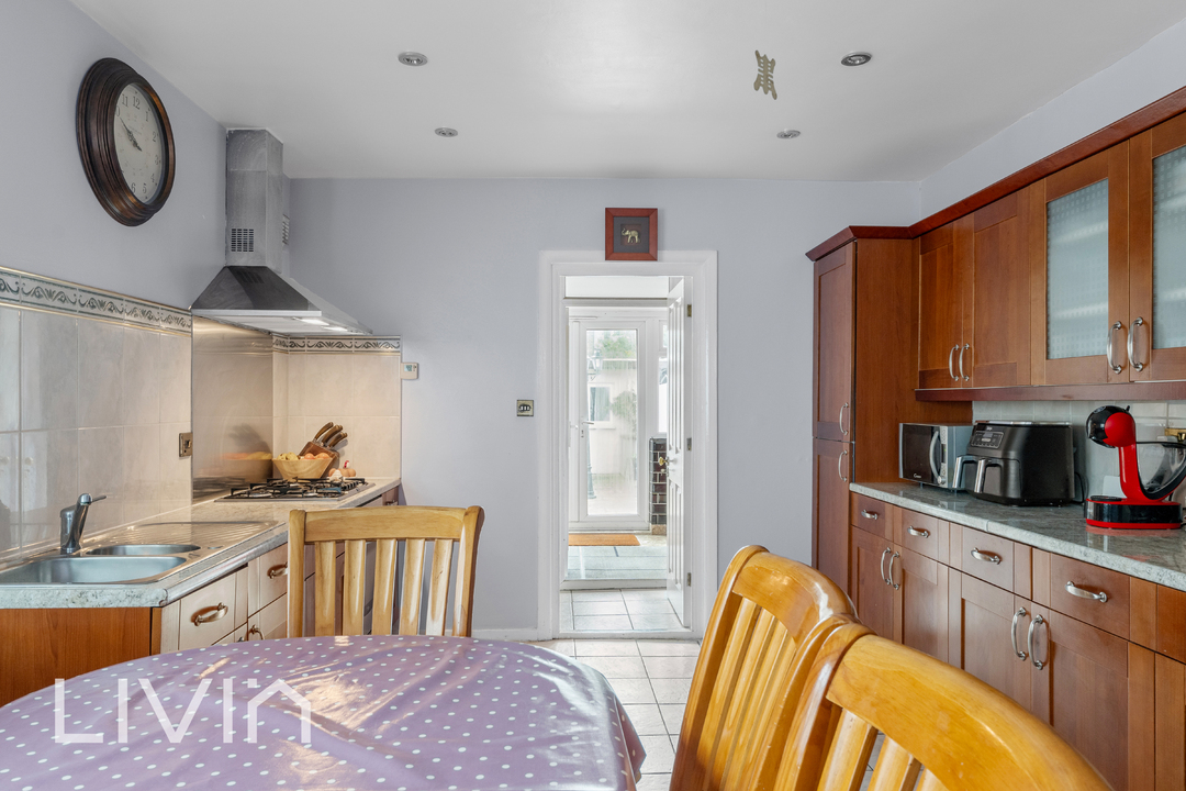 3 bed semi-detached house for sale in Elmwood Road, Croydon 4