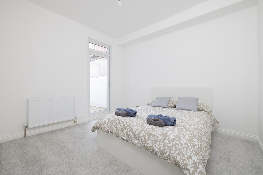 2 bed apartment to rent in Howberry Road, Thornton Heath  - Property Image 7