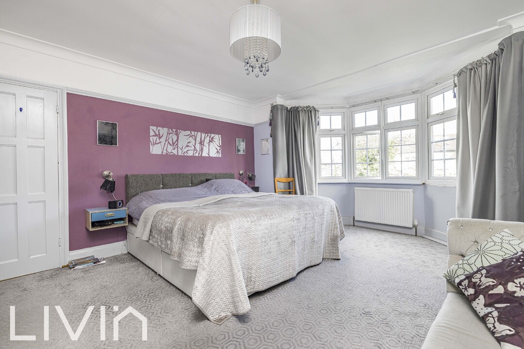 4 bed semi-detached house for sale in Northampton Road, Croydon  - Property Image 20