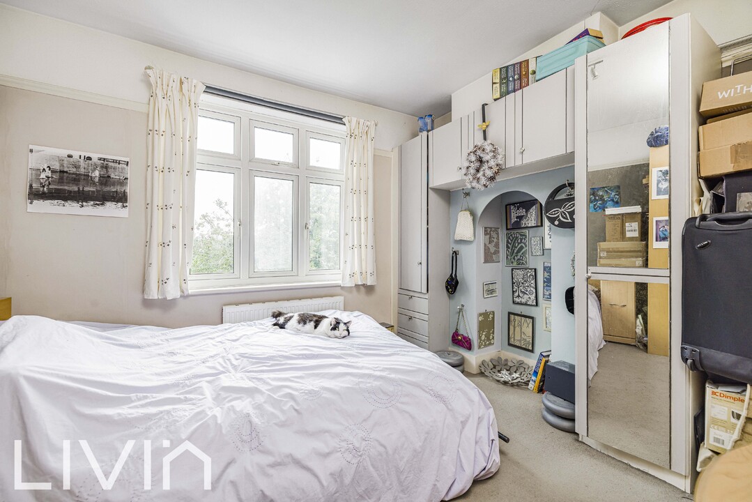 4 bed semi-detached house for sale in Northampton Road, Croydon  - Property Image 22