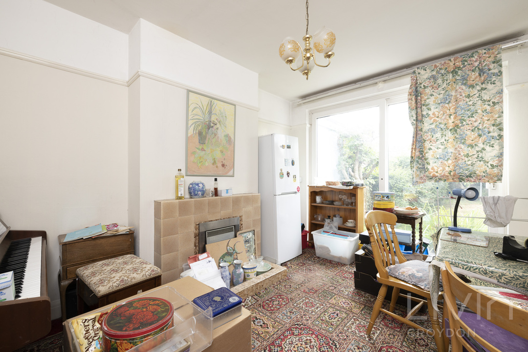 3 bed terraced house for sale in Davidson Road, Croydon  - Property Image 4