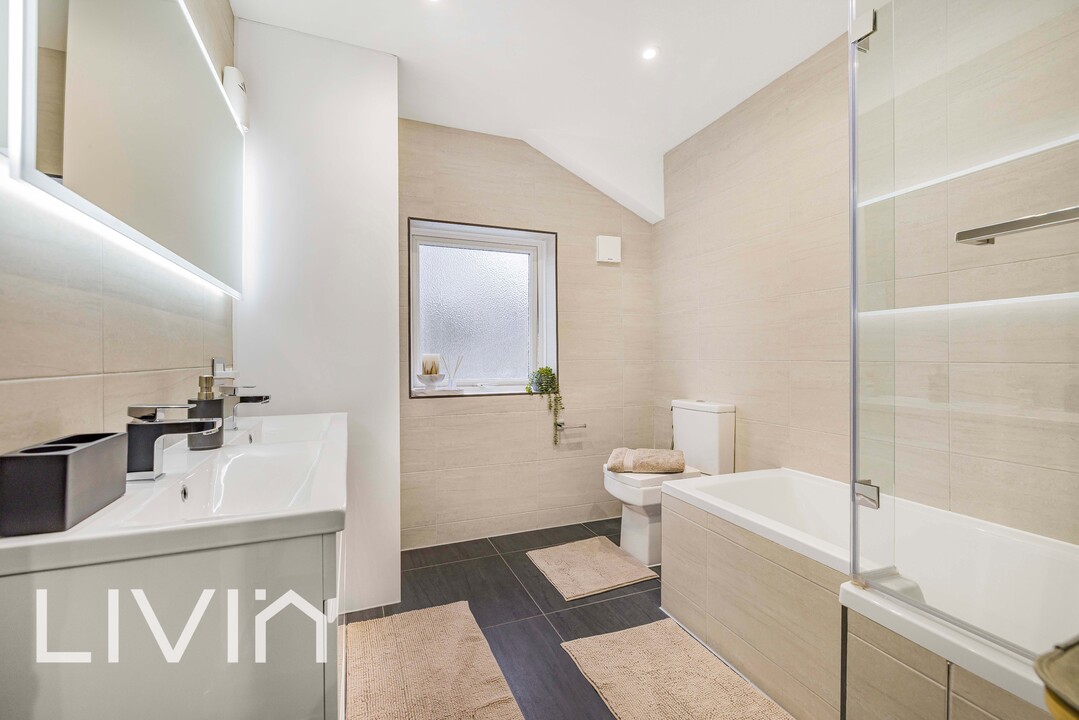 4 bed house for sale in Church Road, Croydon 4