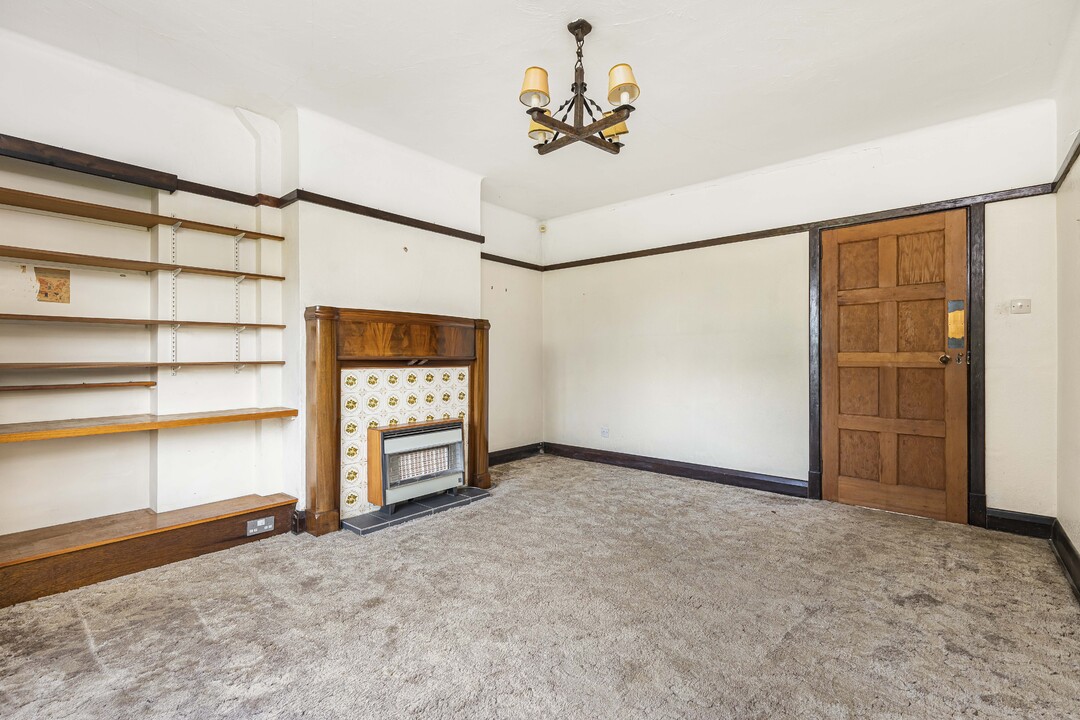 4 bed detached house for sale in Sandilands, Croydon 6