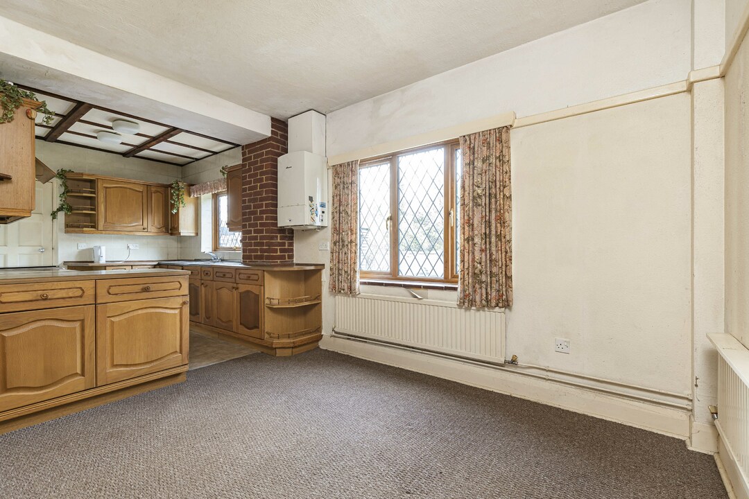 4 bed detached house for sale in Sandilands, Croydon 10