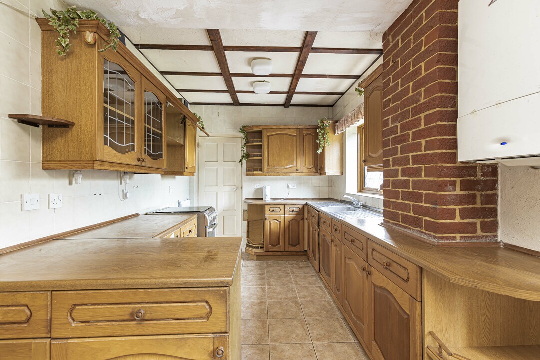 4 bed detached house for sale in Sandilands, Croydon 9