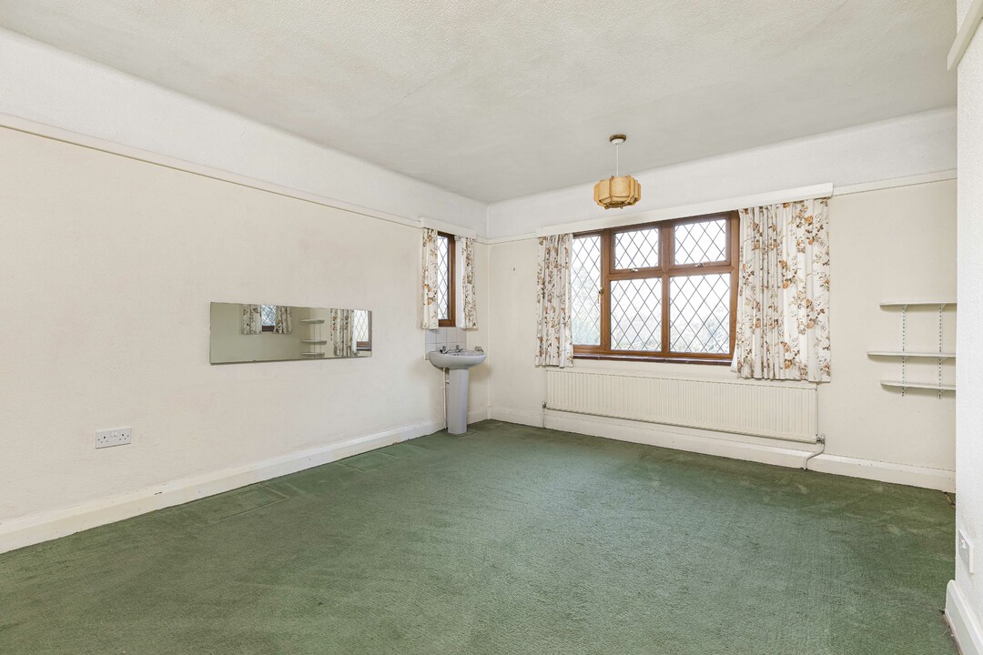 4 bed detached house for sale in Sandilands, Croydon 17