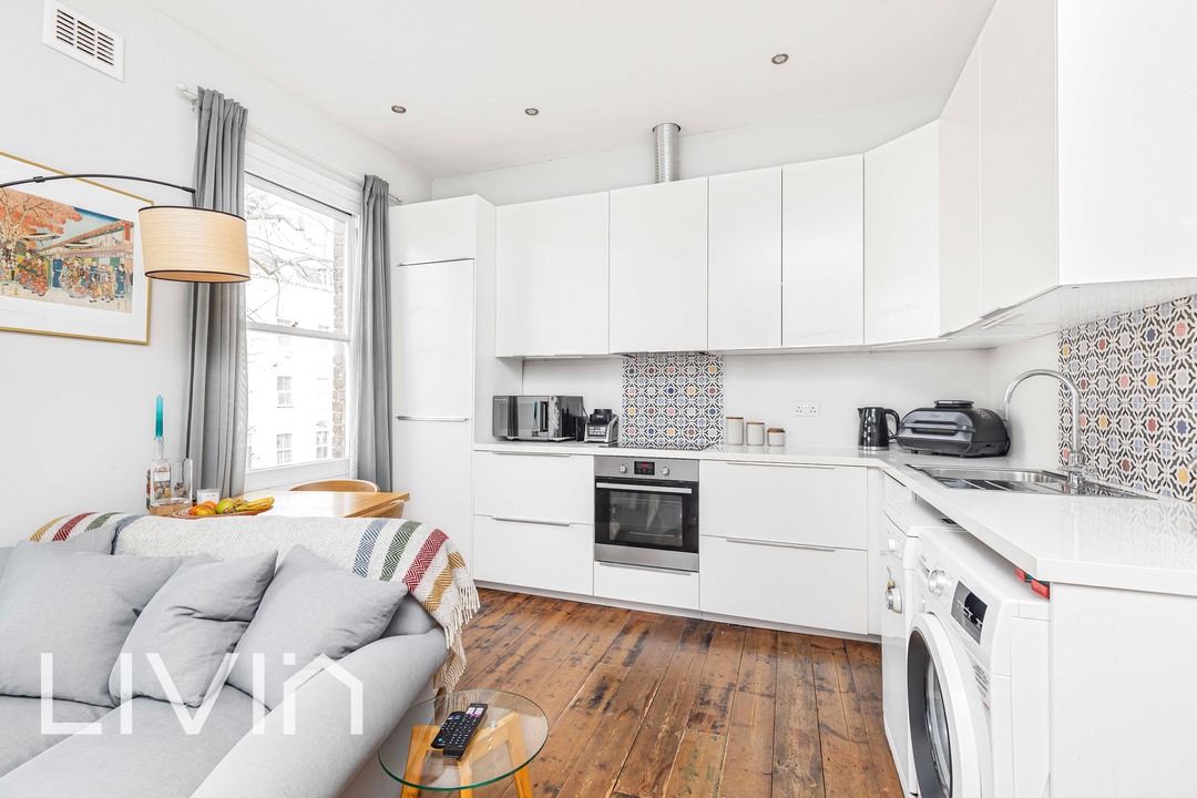 2 bed apartment for sale in Beulah Road, Thornton Heath 4