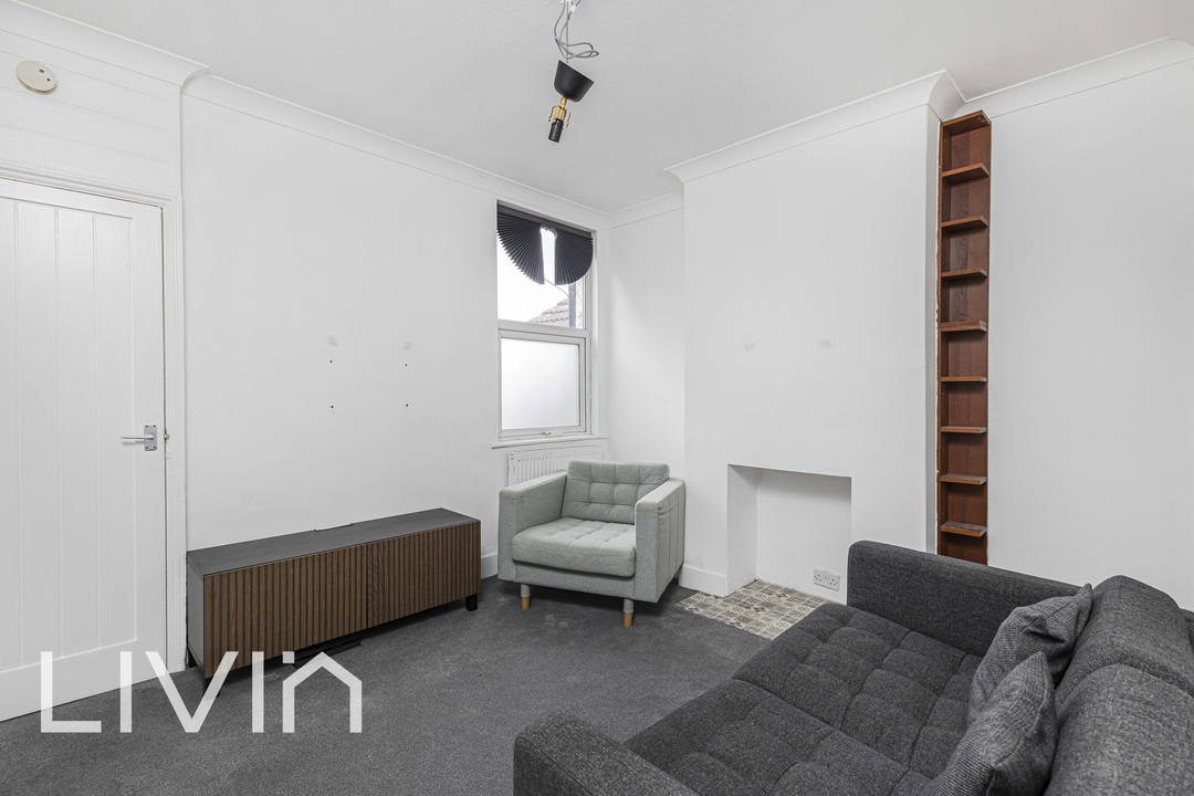 2 bed house for sale in Borough Hill, Croydon  - Property Image 4