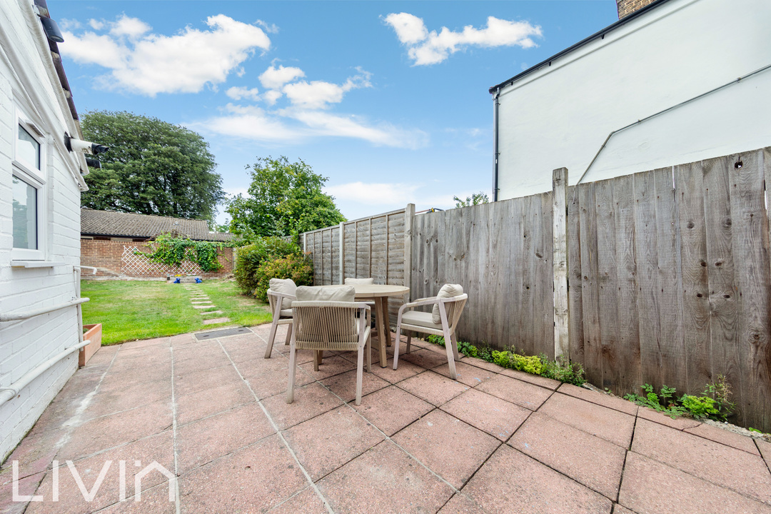 2 bed semi-detached house for sale in Davidson Road, Croydon 8