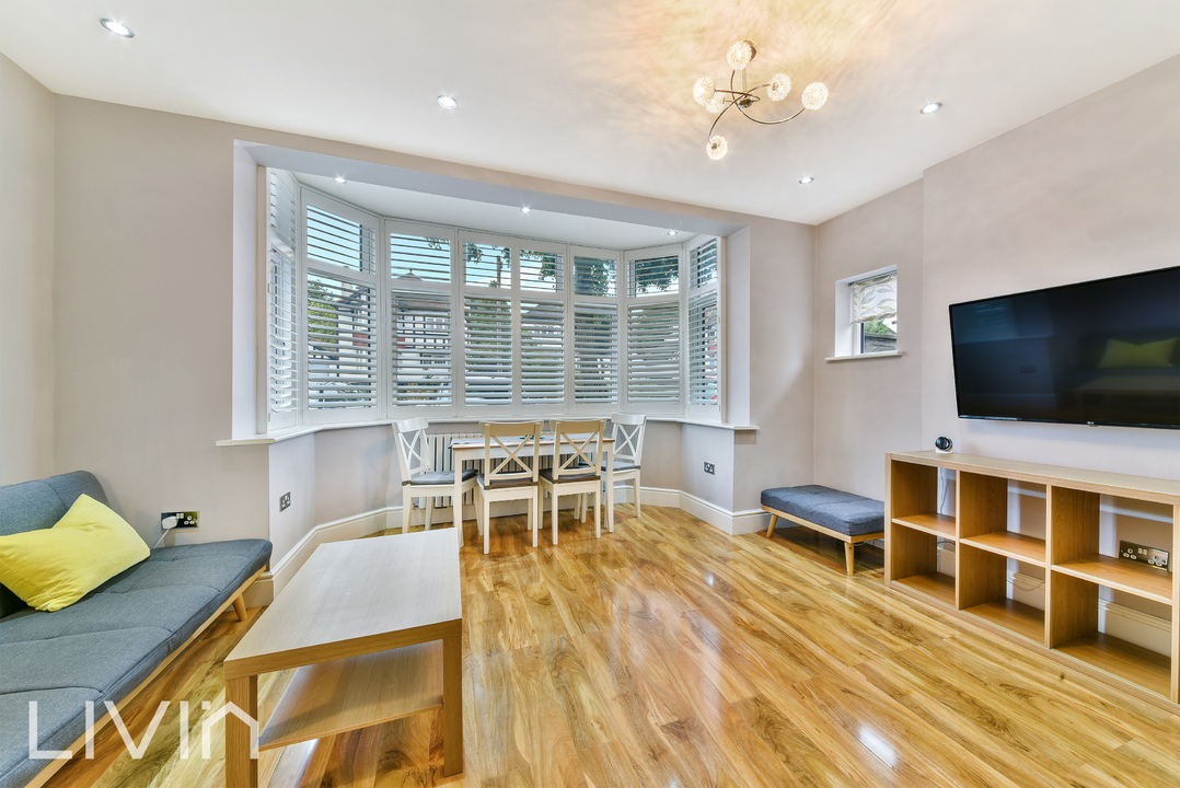 1 bed apartment for sale in Addiscombe Road, Croydon  - Property Image 2