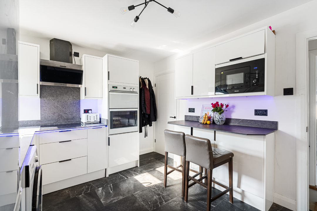 1 bed maisonette to rent in Selsdon Road, South Croydon 3