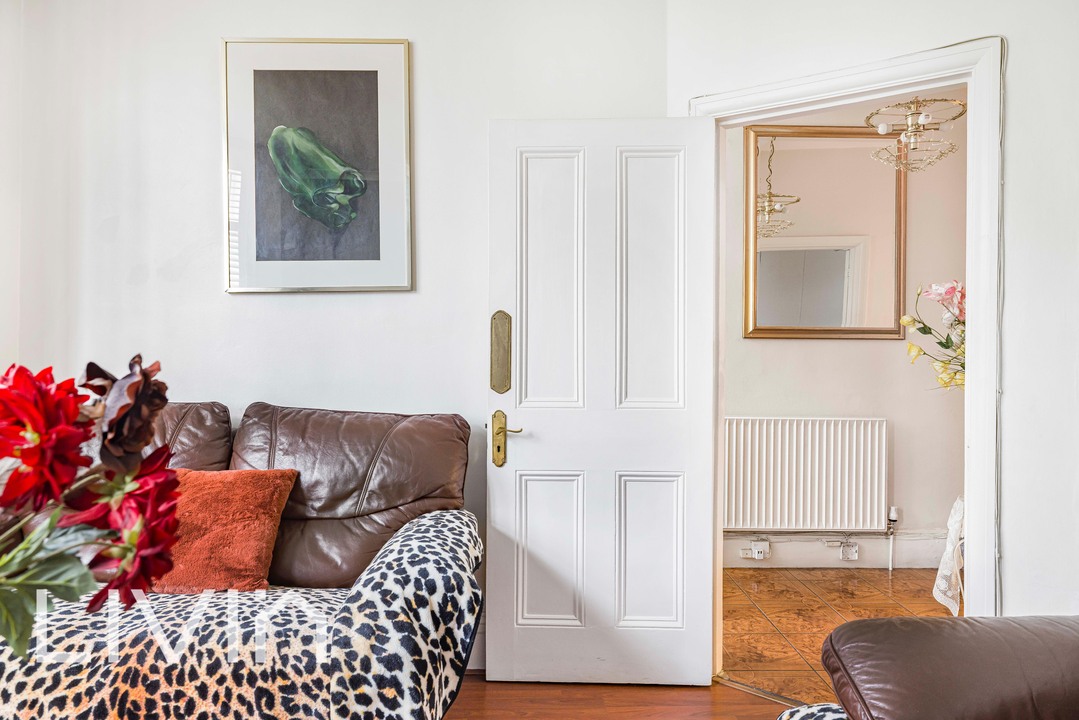 4 bed terraced house for sale in Woodville Road, Thornton Heath 5