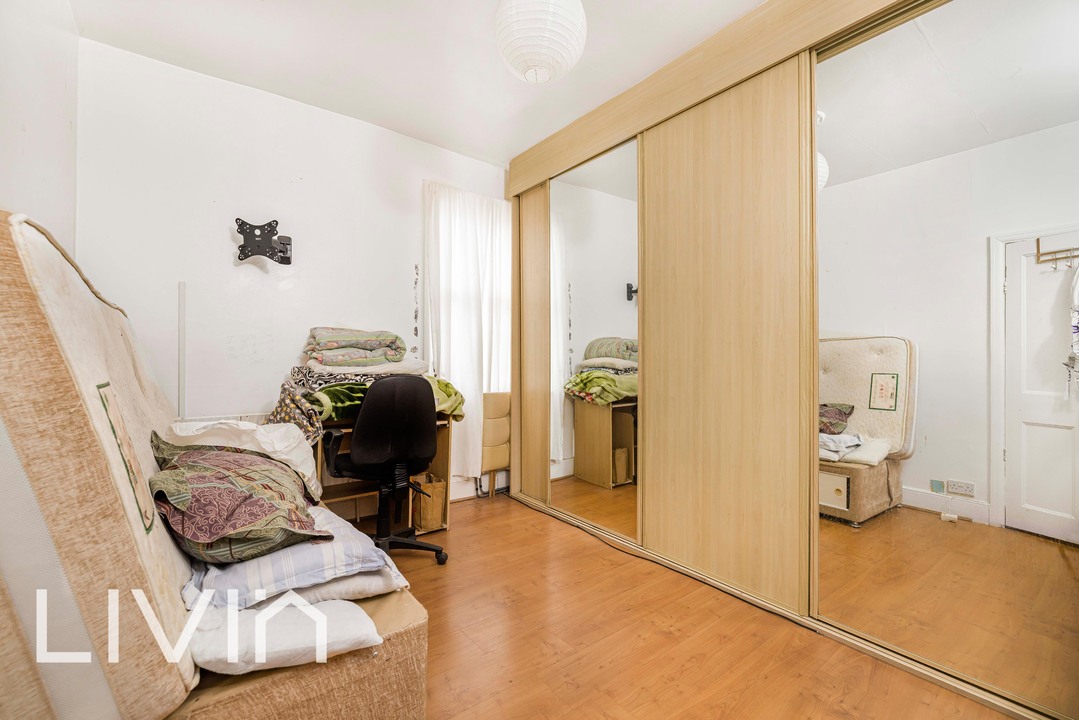 4 bed terraced house for sale in Woodville Road, Thornton Heath 12