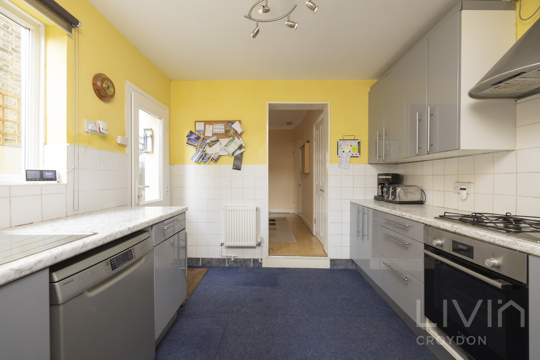 3 bed end of terrace house for sale in Rymer Road, Croydon  - Property Image 13