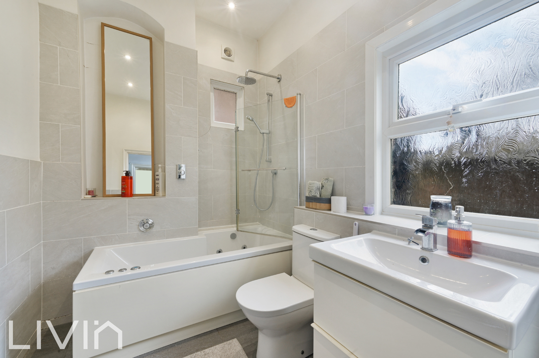 2 bed maisonette for sale in Havelock Road, Croydon 10