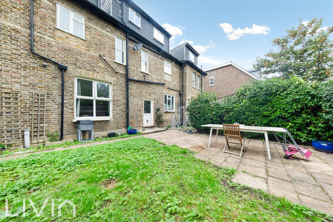 2 bed maisonette for sale in Havelock Road, Croydon 13