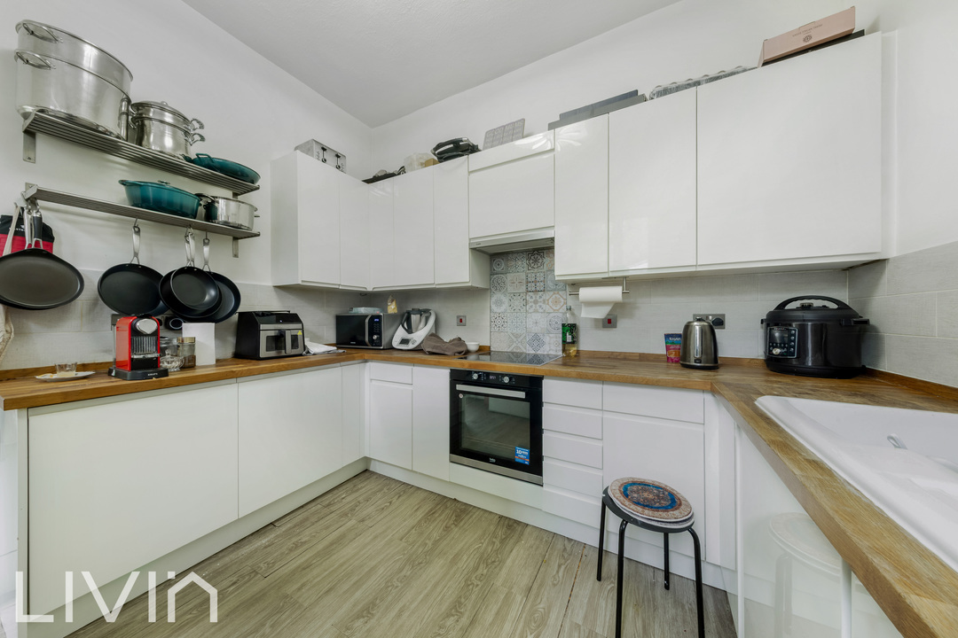 2 bed maisonette for sale in Havelock Road, Croydon 14
