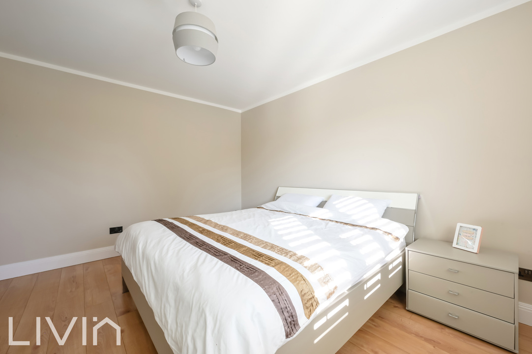 4 bed house for sale in Stanford Road, London 15