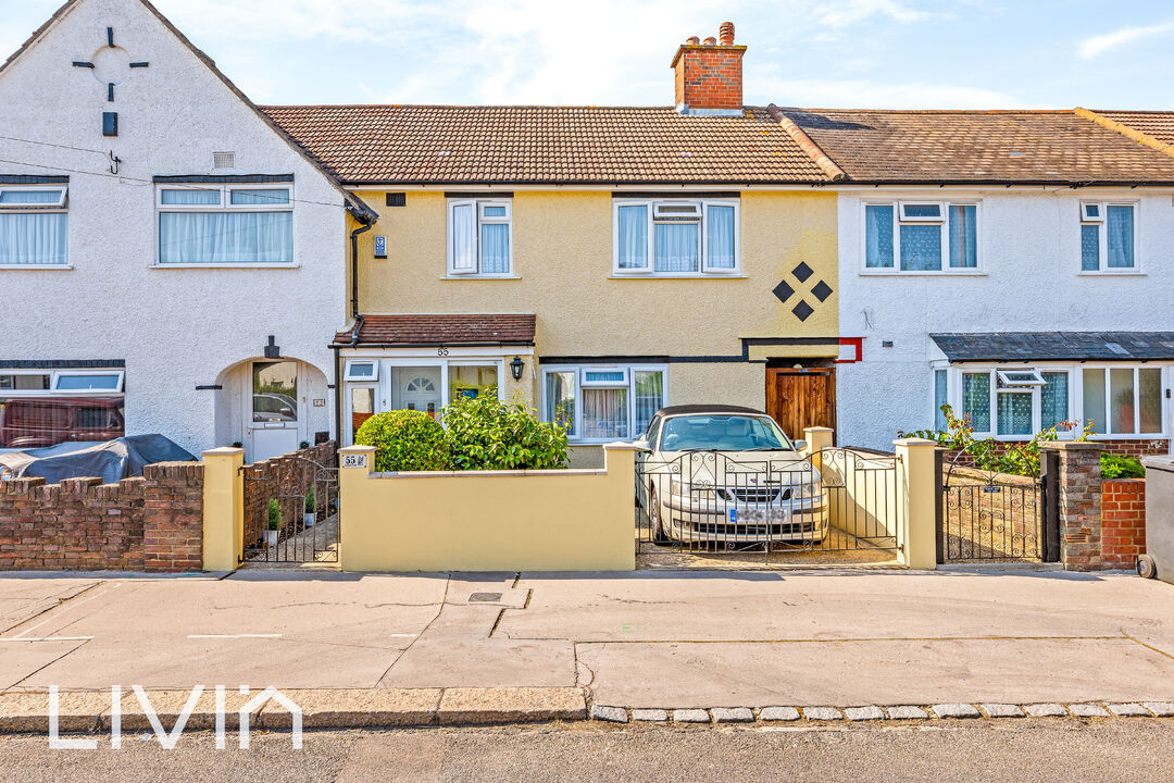 3 bed terraced house for sale in Longhurst Road, Croydon  - Property Image 1