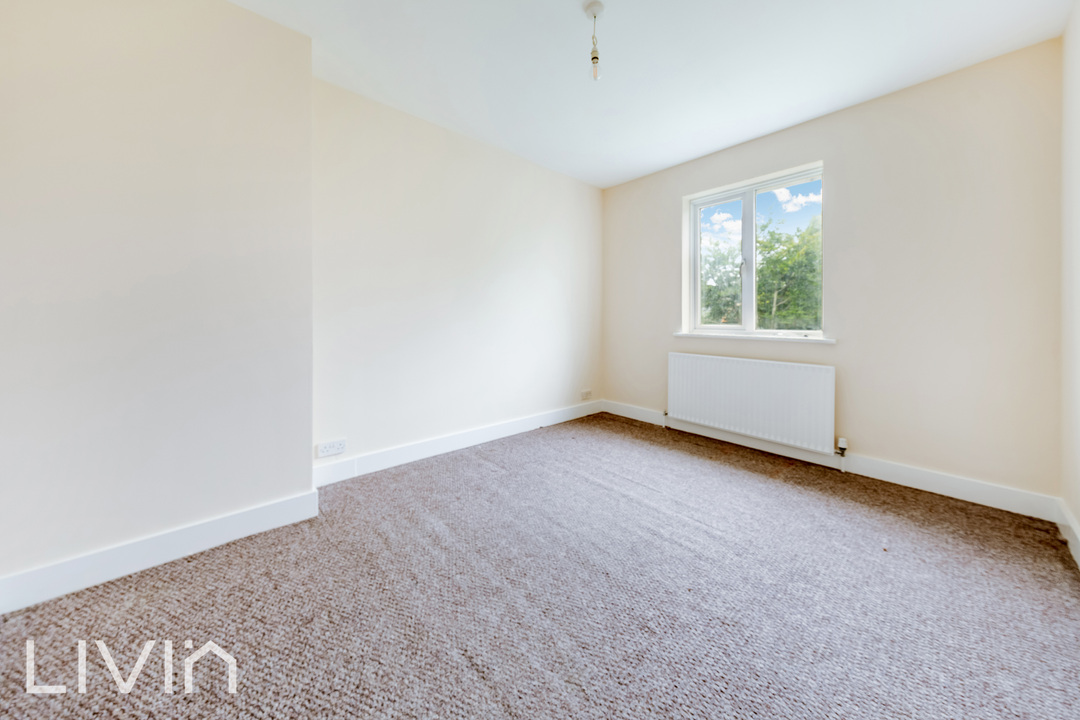 2 bed terraced house to rent in Coldharbour Road, Croydon 9