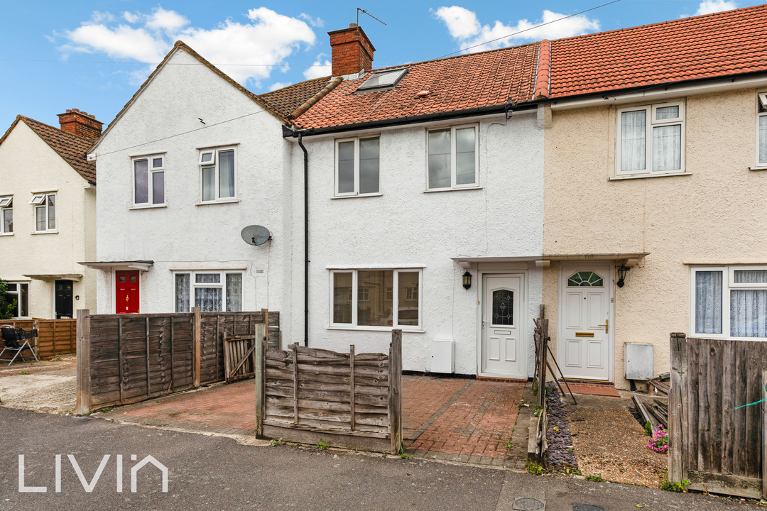 2 bed terraced house to rent in Coldharbour Road, Croydon, CR0