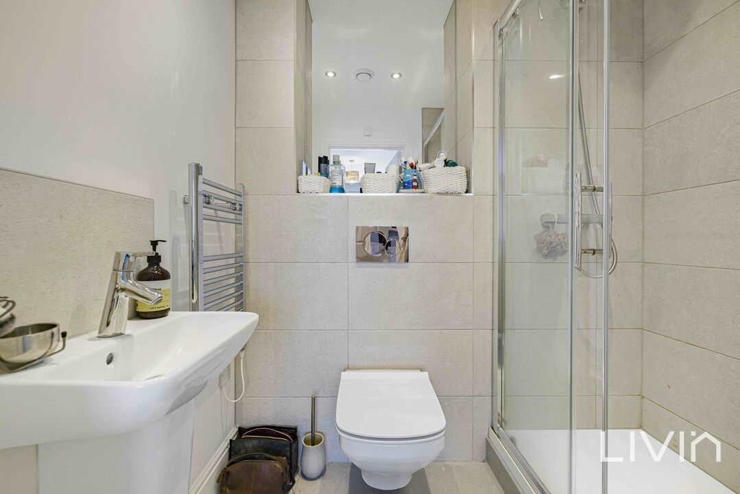 2 bed apartment for sale in Montague Road, Croydon  - Property Image 9