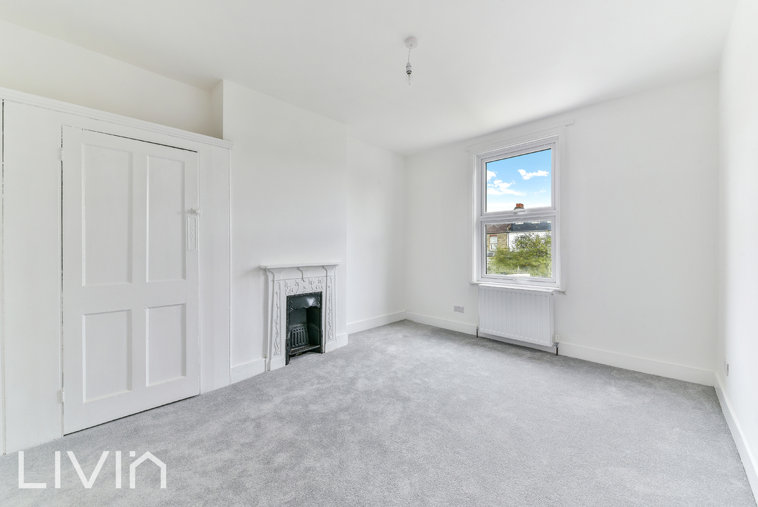 3 bed terraced house for sale in Stratford Road, Thornton Heath  - Property Image 10