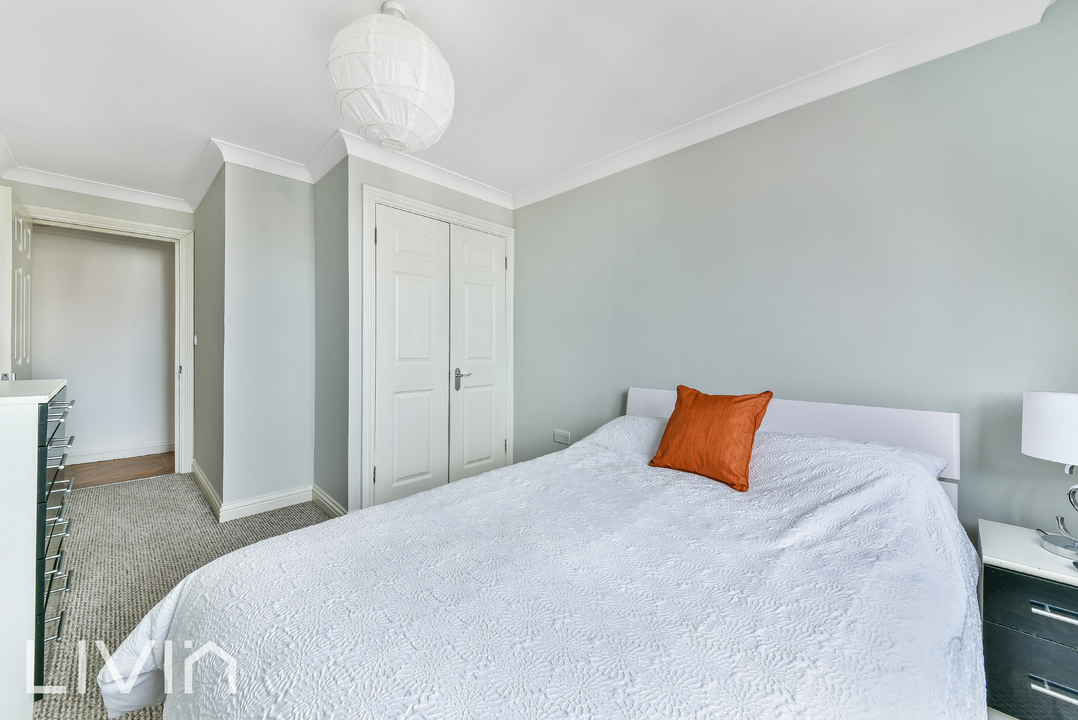 2 bed apartment for sale in Streatham Hill, London  - Property Image 8