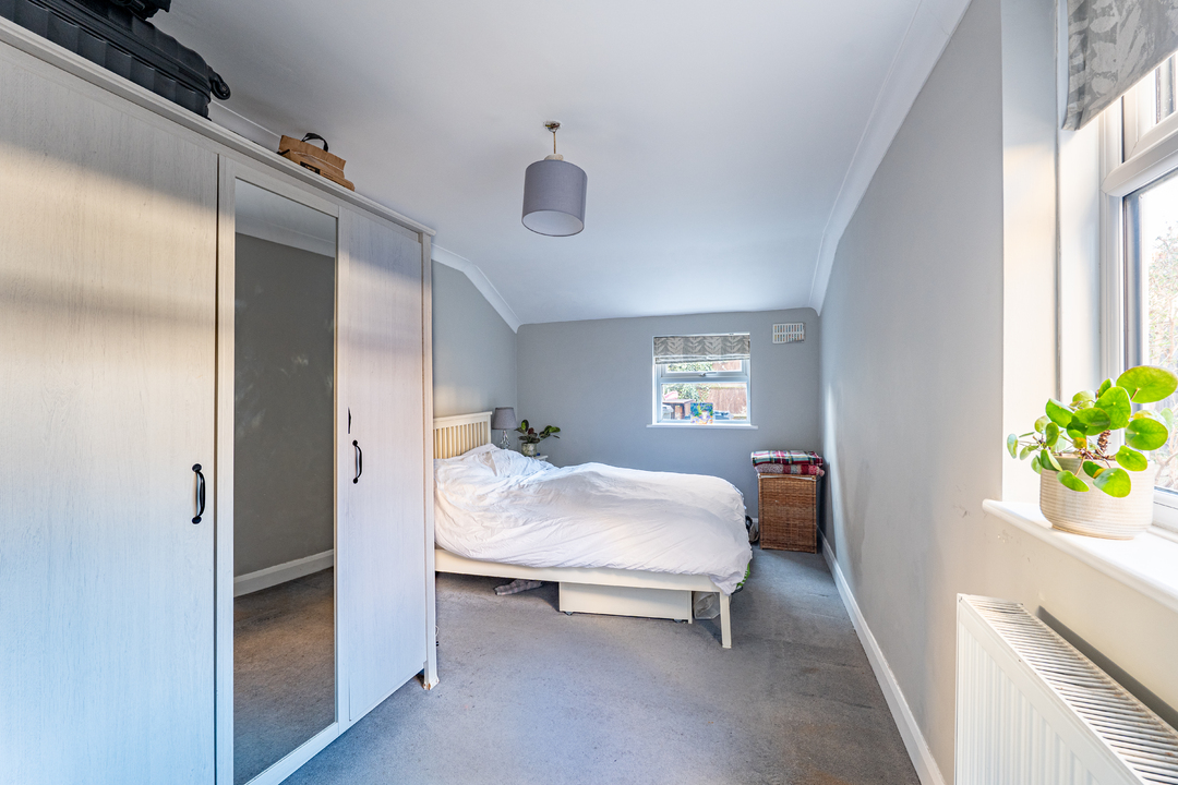 1 bed apartment for sale in Southbridge Road, Croydon 8