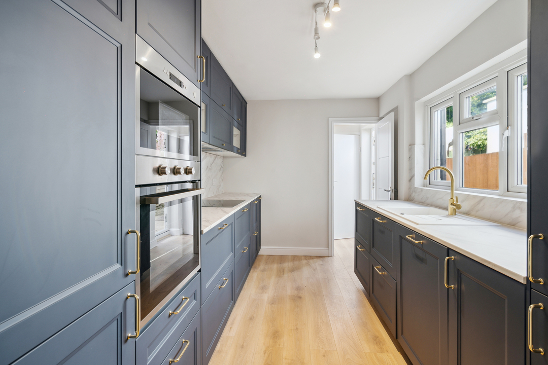 3 bed house for sale in Tanfield Road, Croydon 3