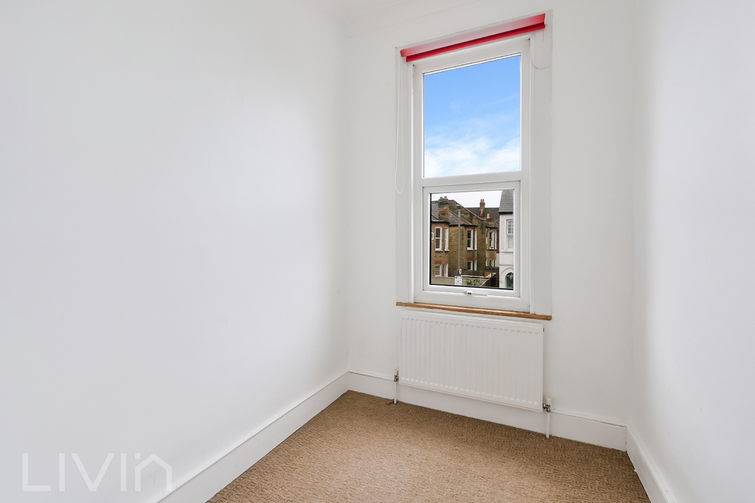 3 bed semi-detached house for sale in Dewey Street, London  - Property Image 8