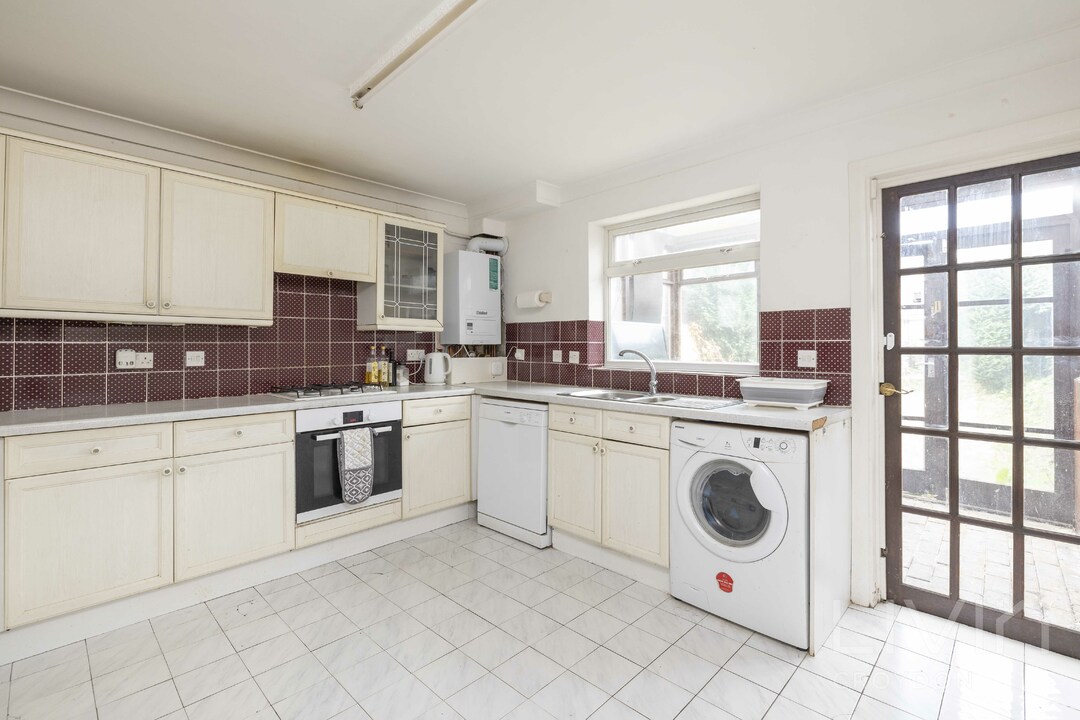 3 bed terraced house for sale in Newark Road, South Croydon  - Property Image 21
