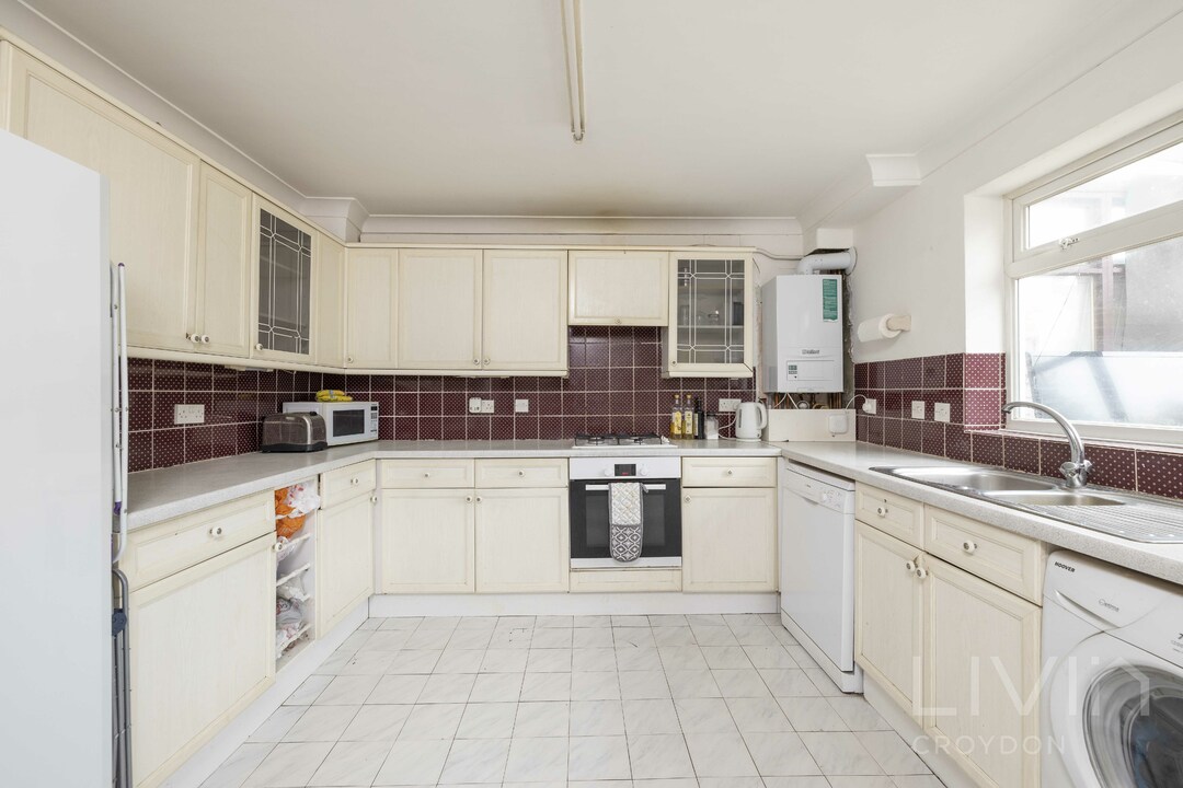 3 bed terraced house for sale in Newark Road, South Croydon  - Property Image 11