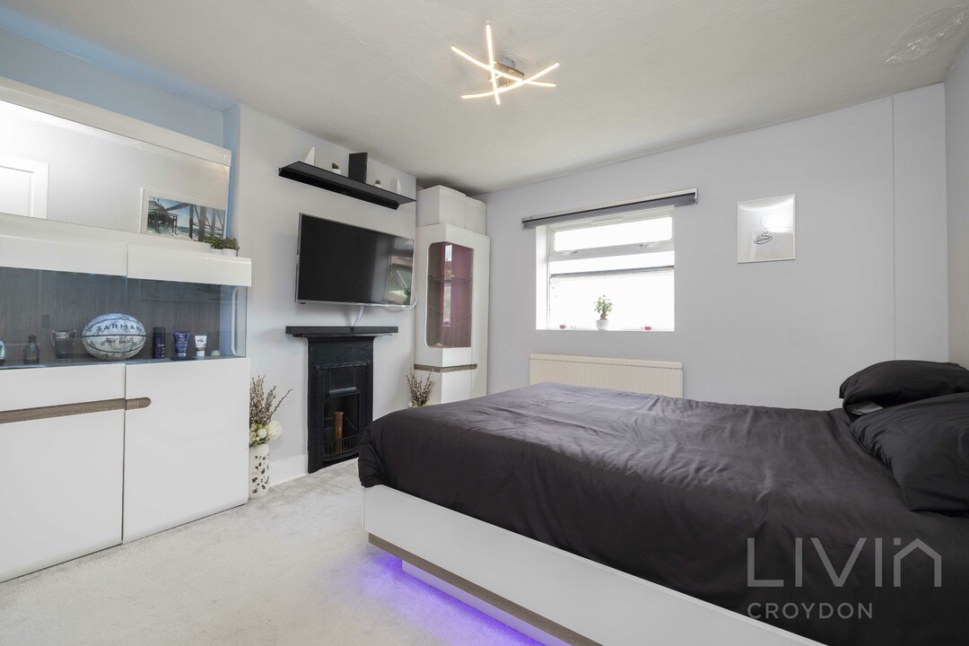 3 bed terraced house for sale in Newark Road, South Croydon  - Property Image 4