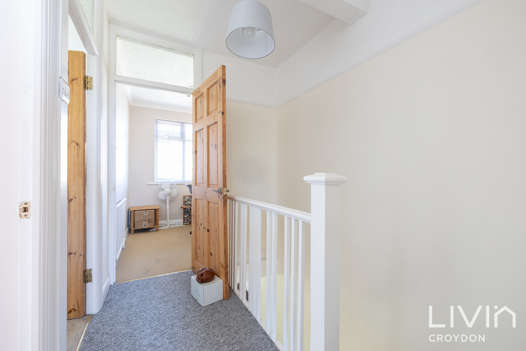 3 bed terraced house for sale in Canham Road, London  - Property Image 15