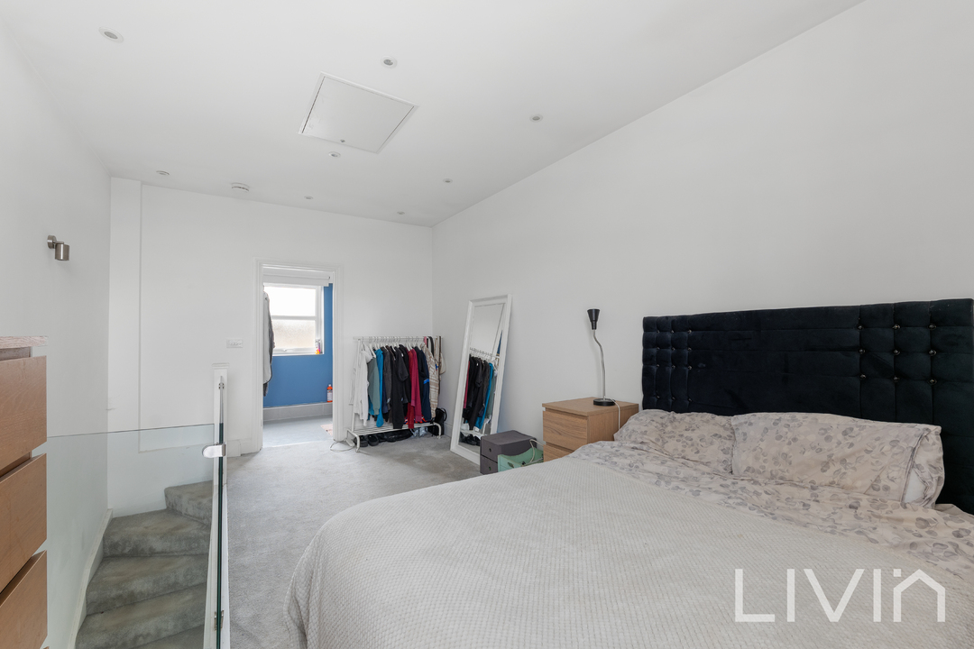 1 bed terraced house for sale in Lamberts Place, Croydon 9