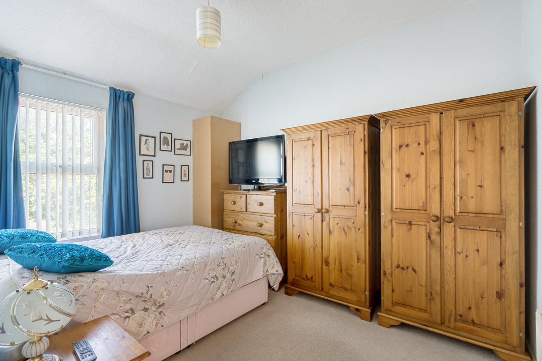 2 bed terraced house for sale in Sutherland Road, Croydon  - Property Image 10