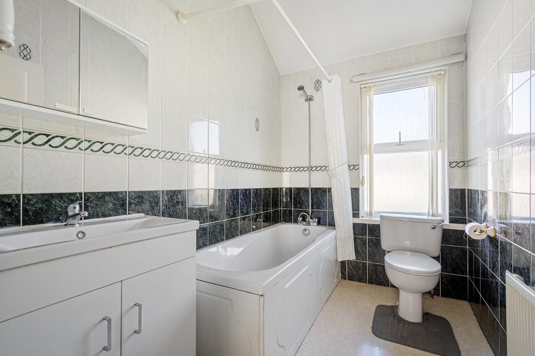 2 bed terraced house for sale in Sutherland Road, Croydon  - Property Image 8