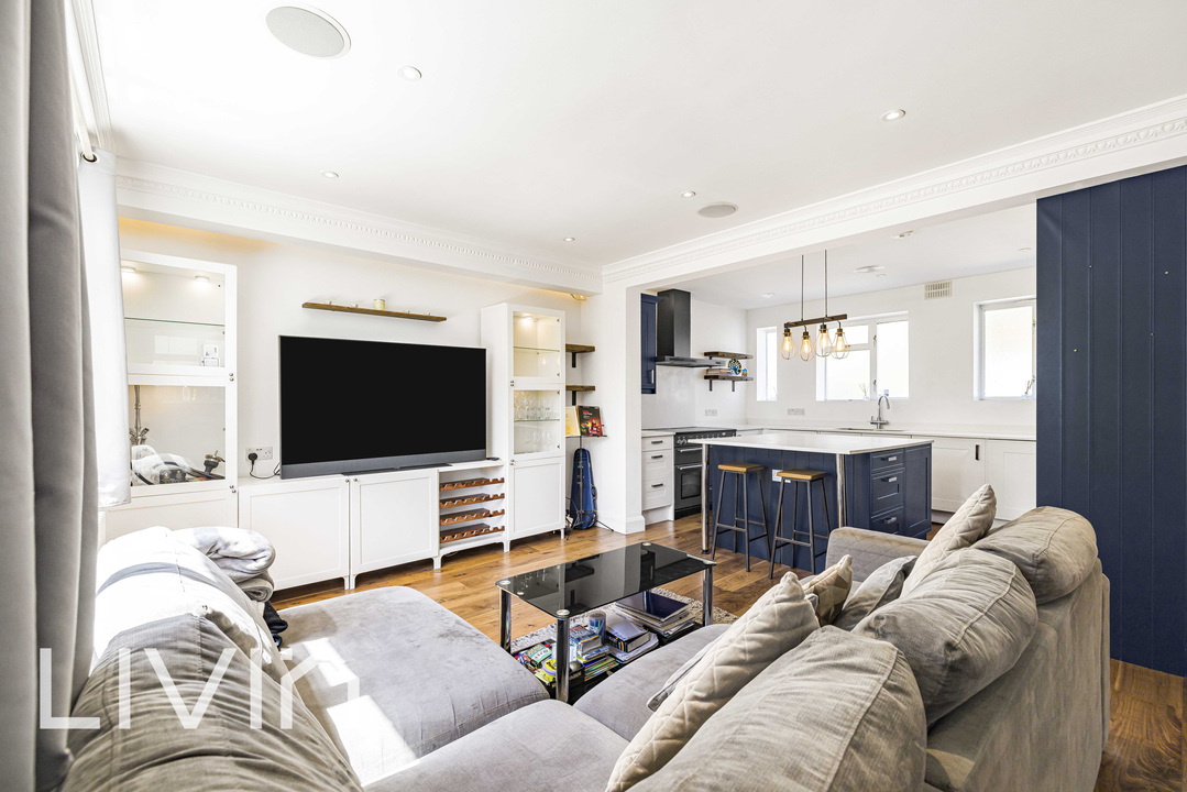 4 bed terraced house for sale in Crown Dale, London  - Property Image 1