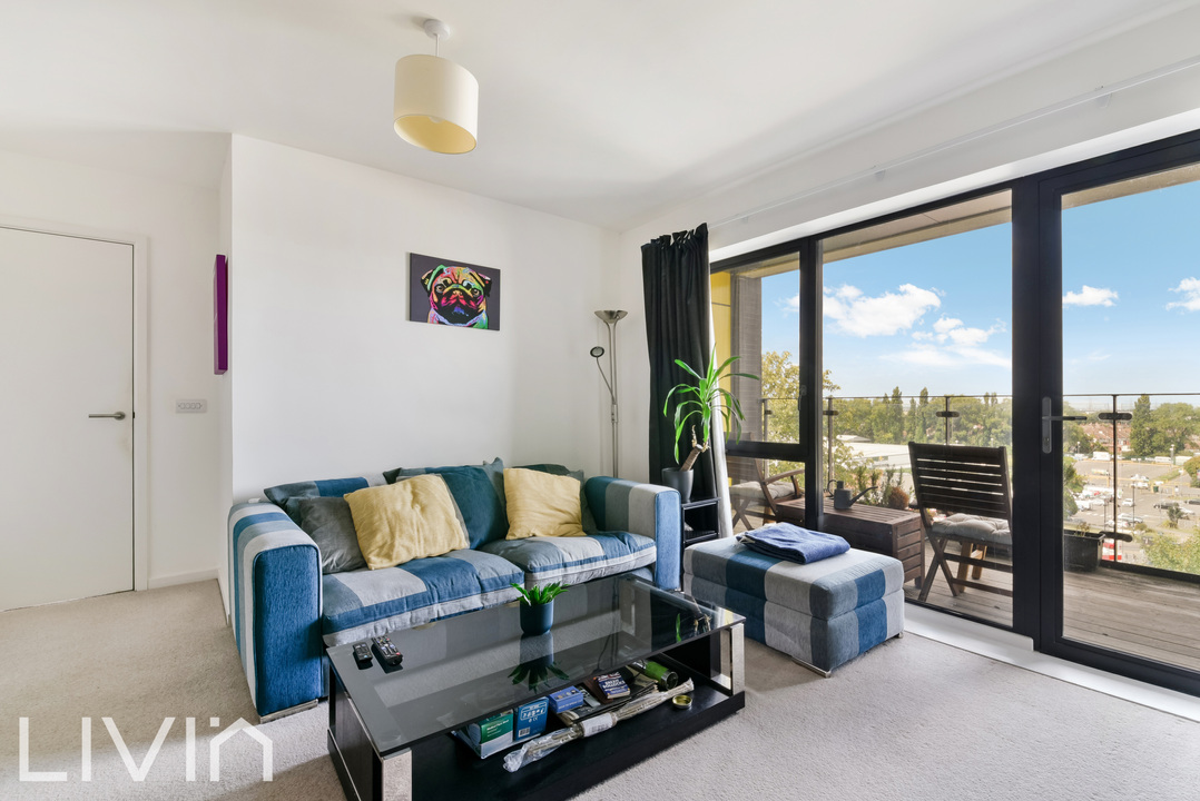 2 bed apartment for sale in Purley Way, Croydon 1