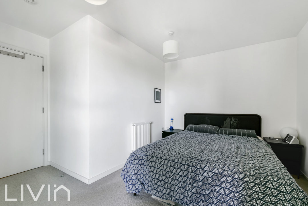 2 bed apartment for sale in Purley Way, Croydon 5