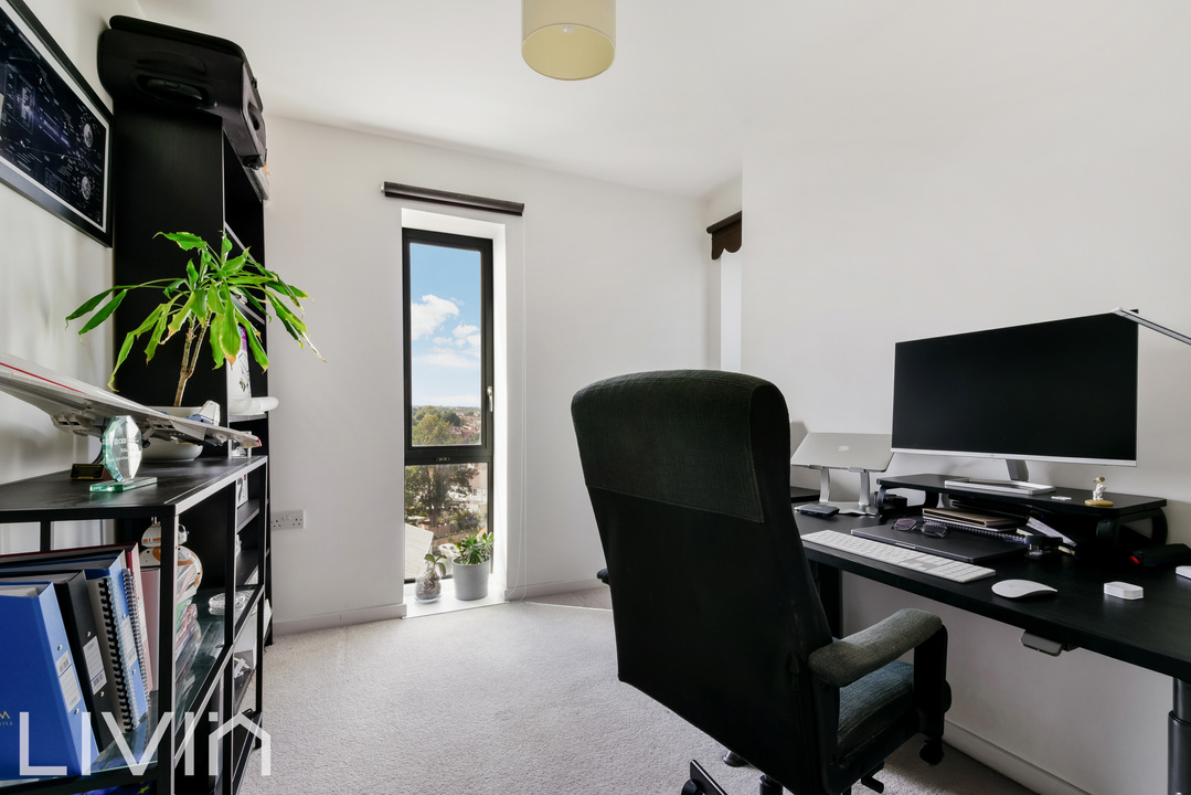 2 bed apartment for sale in Purley Way, Croydon 7